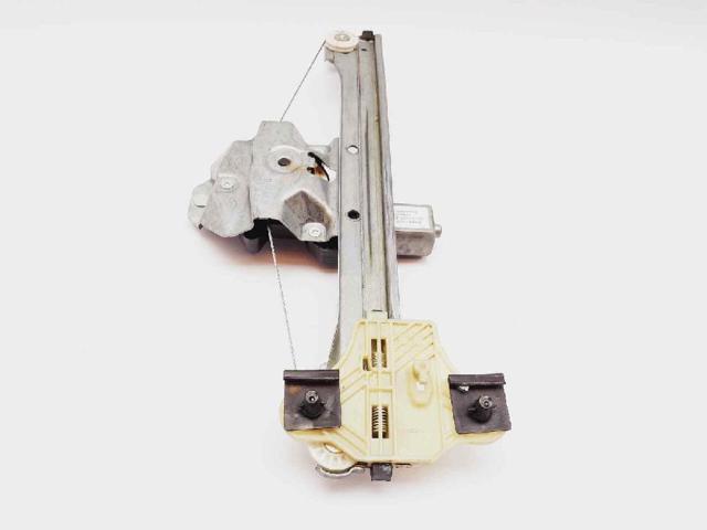 Mechanizm podnoszenia szyby drzwi przednich prawych 807209071R RENAULT