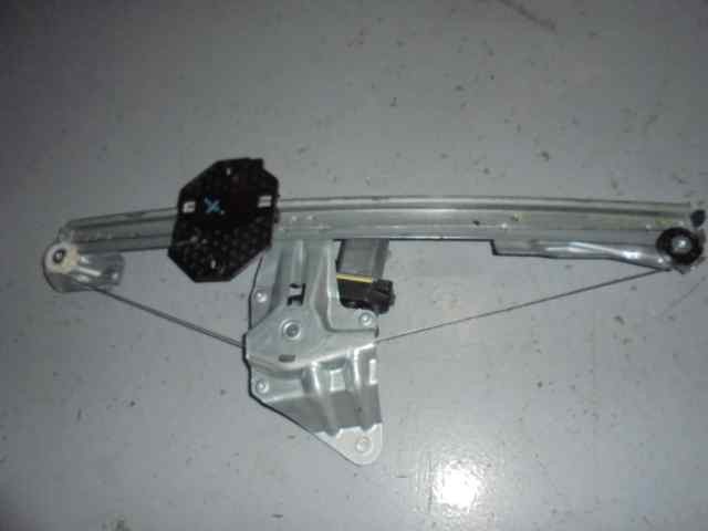 Mechanizm podnoszenia szyby drzwi przednich prawych 807209299R RENAULT