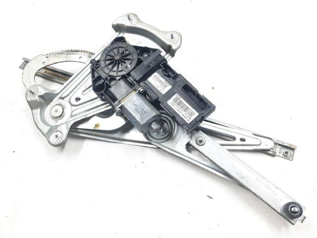 Mechanizm podnoszenia szyby drzwi przednich lewych 807210002R RENAULT