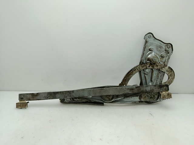 Mechanizm podnoszenia szyby drzwi przednich lewych 807210002R RENAULT