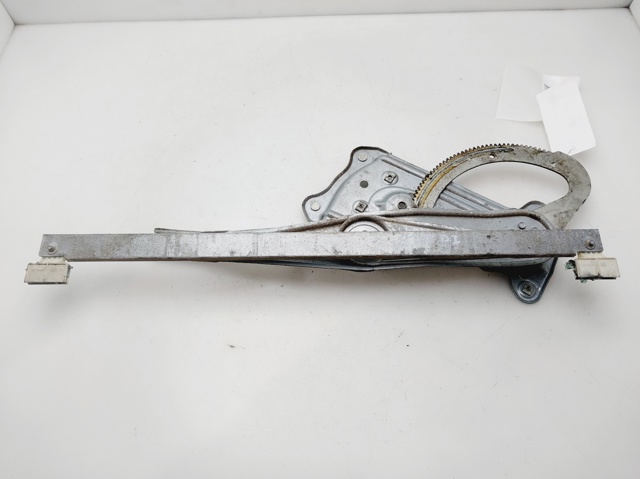 Mechanizm podnoszenia szyby drzwi przednich lewych 807210002R RENAULT