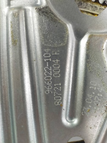 Mechanizm podnoszenia szyby drzwi przednich lewych 807210004R RENAULT