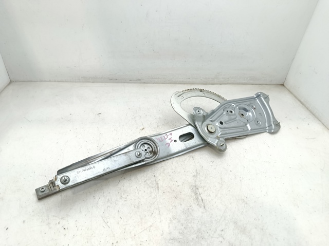 Mechanizm podnoszenia szyby drzwi przednich lewych 807210007R RENAULT