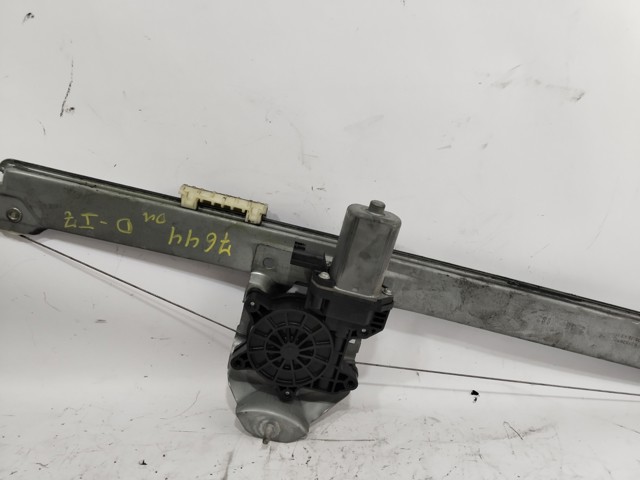 Mechanizm podnoszenia szyby drzwi przednich lewych 807210974R OPEL