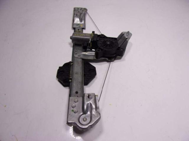 Mechanizm podnoszenia szyby drzwi przednich lewych 807213282R RENAULT