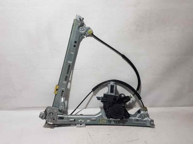 Mechanizm podnoszenia szyby drzwi przednich lewych 807215959R RENAULT