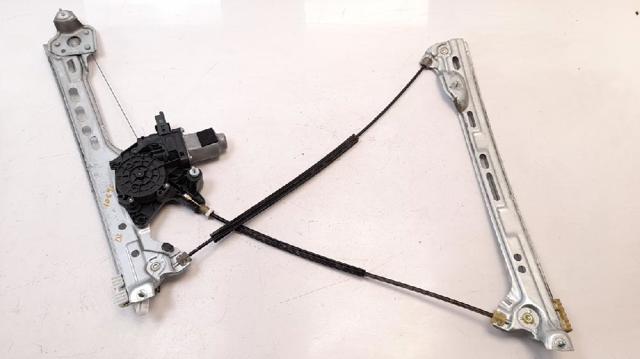 Mechanizm podnoszenia szyby drzwi przednich lewych 807215959R RENAULT