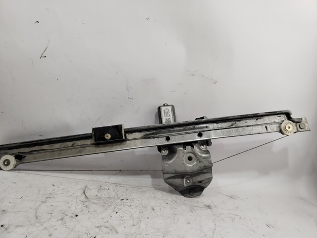 Mechanizm podnoszenia szyby drzwi przednich lewych 807216280R RENAULT