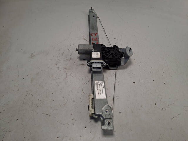 Mechanizm podnoszenia szyby drzwi przednich lewych 807216280R RENAULT