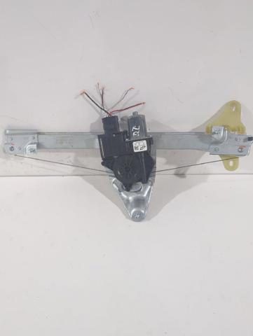 Mechanizm podnoszenia szyby drzwi przednich lewych 807217664R RENAULT