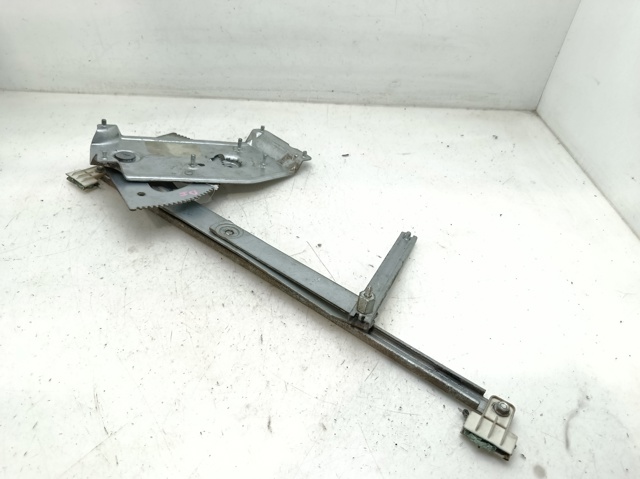 Mechanizm podnoszenia szyby drzwi przednich lewych 807319926R RENAULT