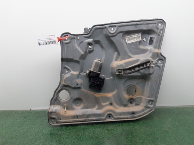 Mechanizm podnoszenia szyby drzwi przednich prawych 80770AV601 NISSAN