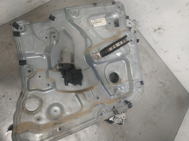 Mechanizm podnoszenia szyby drzwi przednich prawych 80770BA200 NISSAN