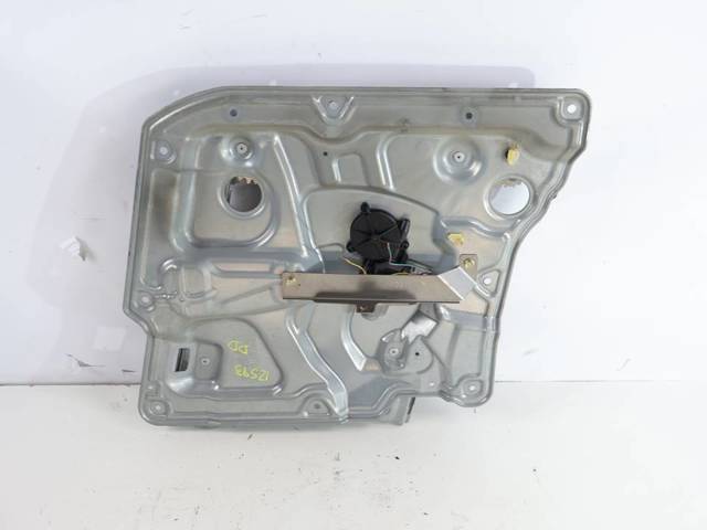 Mechanizm podnoszenia szyby drzwi przednich prawych 80770BA20C NISSAN