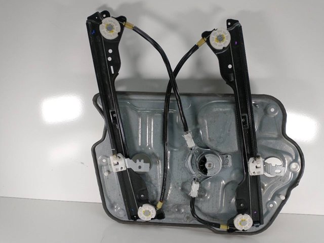 Mechanizm podnoszenia szyby drzwi przednich prawych 80770EY10B NISSAN