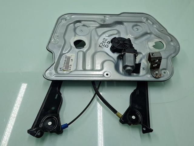 Mechanizm podnoszenia szyby drzwi przednich prawych 80770JD00A NISSAN