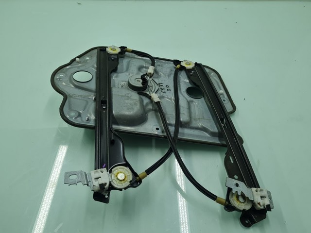 Mechanizm podnoszenia szyby drzwi przednich prawych 80770JD00A NISSAN