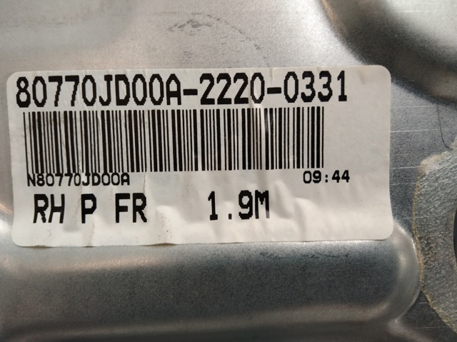 Mechanizm podnoszenia szyby drzwi przednich prawych 80770JD00A NISSAN