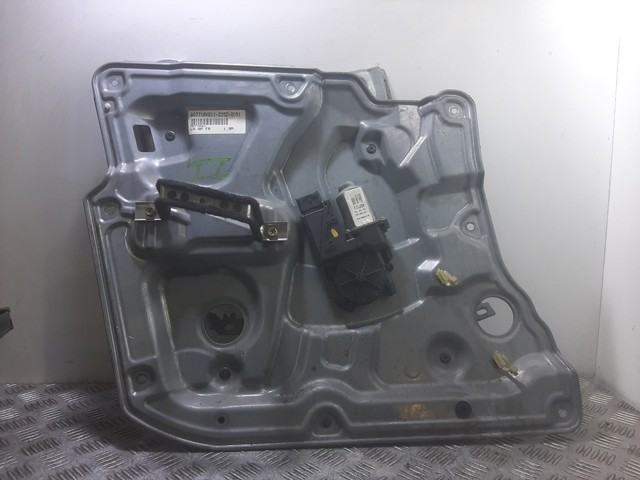 Mechanizm podnoszenia szyby drzwi przednich lewych 80771AV611 NISSAN