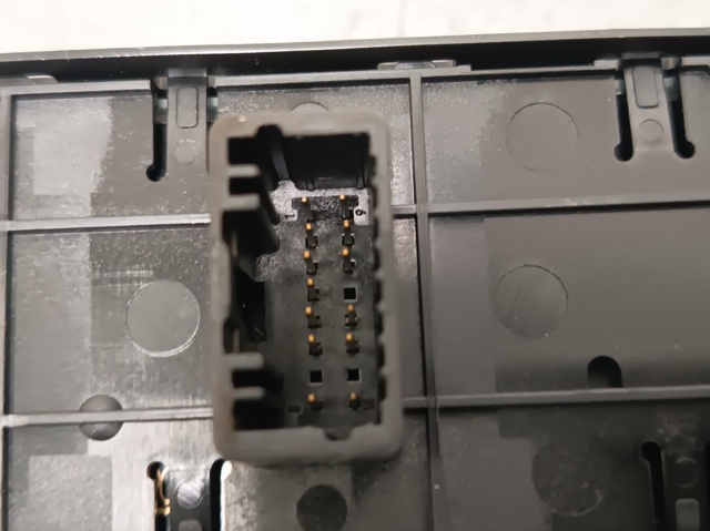 809610007R Renault (RVI)