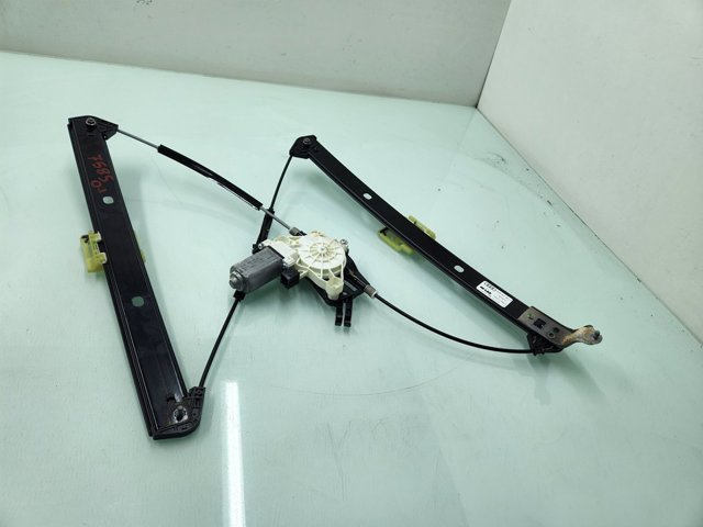 Mechanizm podnoszenia szyby drzwi przednich lewych 80A837461B VAG
