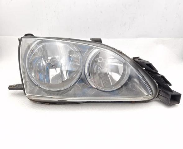 Reflektor prawy 8111005100 TOYOTA