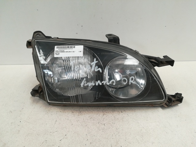 Reflektor prawy Toyota Avensis 1 T22