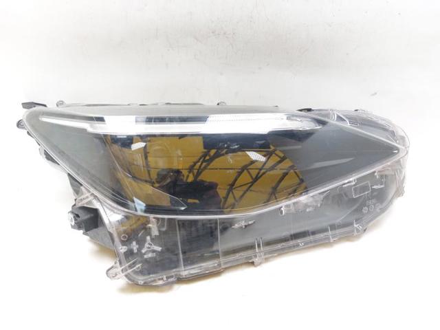 Kupić Reflektor prawy Toyota Yaris  MXP w dobrej cenie