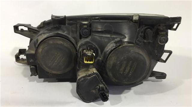 Reflektor prawy Toyota Avensis 1 T22