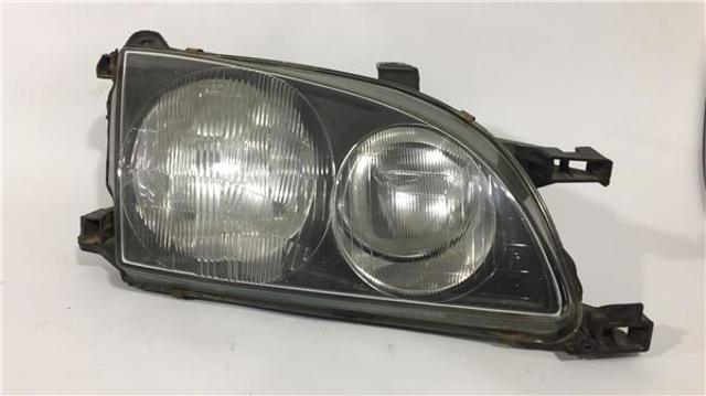 Reflektor prawy Toyota Avensis 1 T22