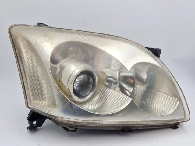 Reflektor prawy 8113005191 TOYOTA
