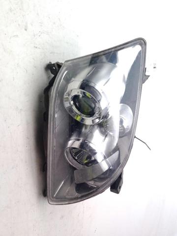 Reflektor prawy 8113005240 TOYOTA