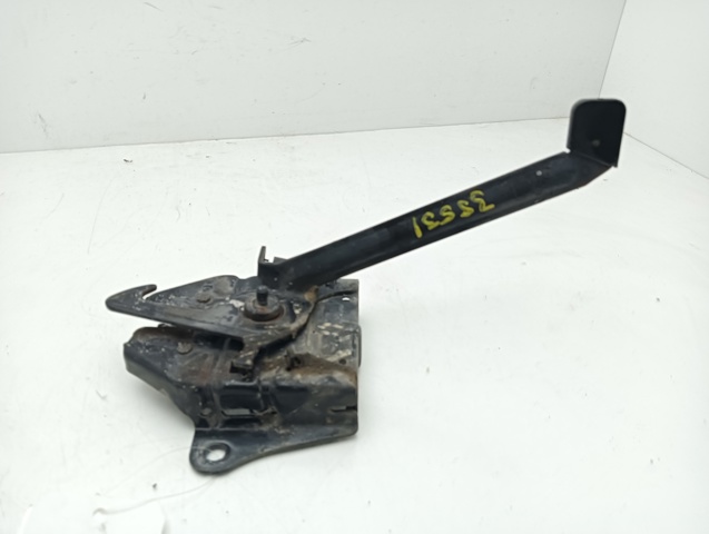Zamek maski 811303E000 HYUNDAI