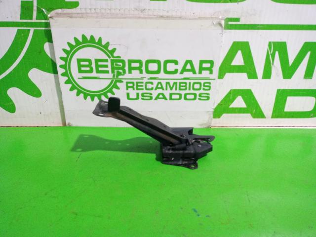 Zamek maski 811303E000 HYUNDAI