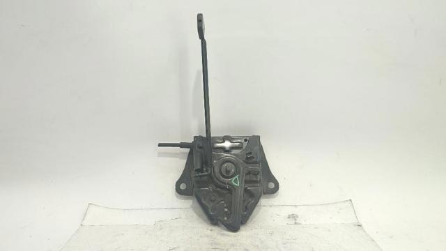 Zamek maski 811303E000 HYUNDAI