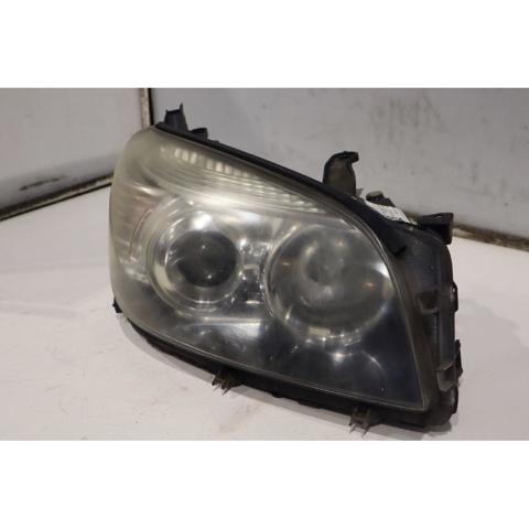 Reflektor prawy 8113042311 TOYOTA