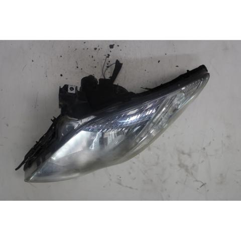 Reflektor prawy 8113047180 TOYOTA