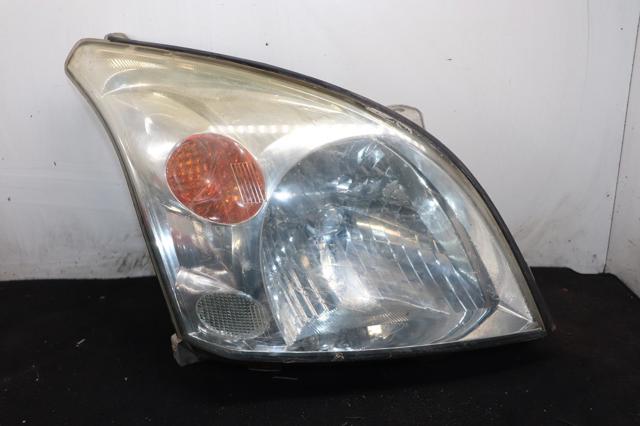 Reflektor prawy 811306A231 TOYOTA