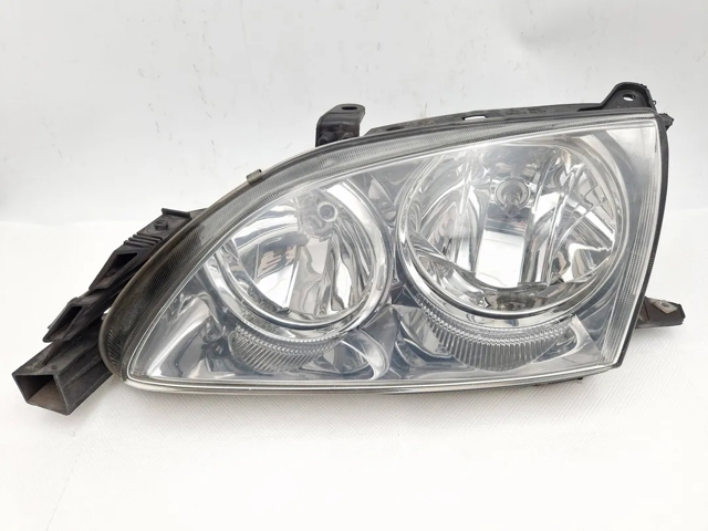 Reflektor lewy 8115005100 TOYOTA
