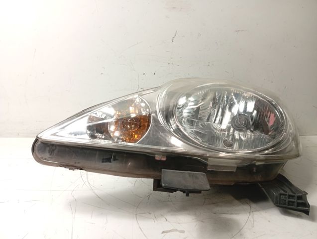 Reflektor lewy 811500H030 PEUGEOT
