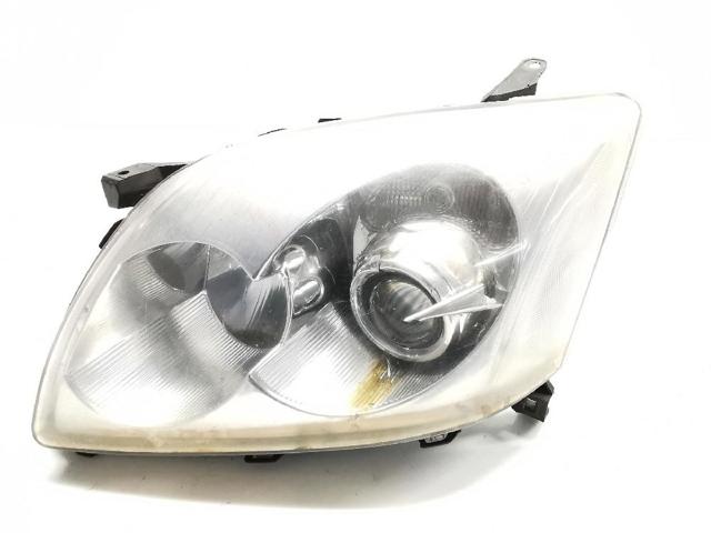 Reflektor lewy 8117005194 TOYOTA