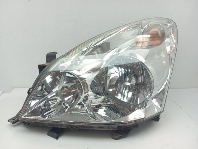 Reflektor lewy 811700F010 TOYOTA