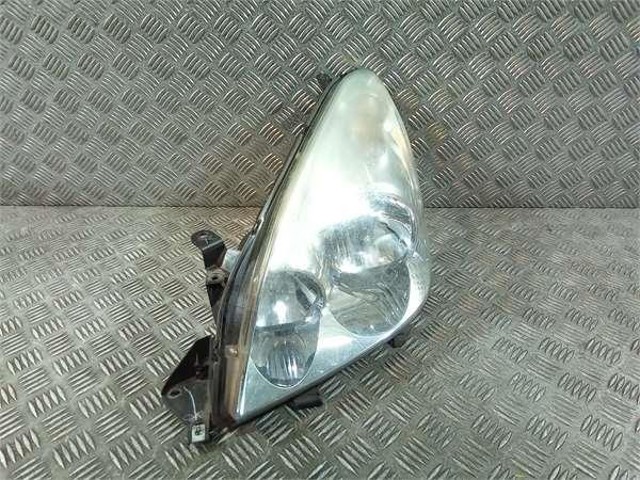 Reflektor lewy 811700F010 TOYOTA