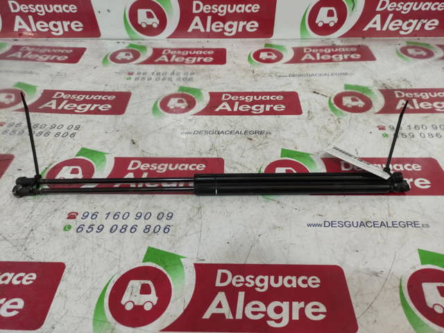 Amortyzator maski 811813E000 HYUNDAI