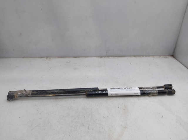 Amortyzator maski 811813E011 HYUNDAI