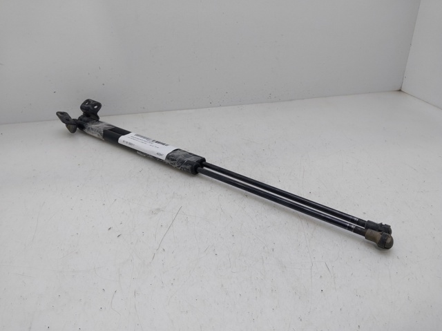 Amortyzator maski 811813E011 HYUNDAI