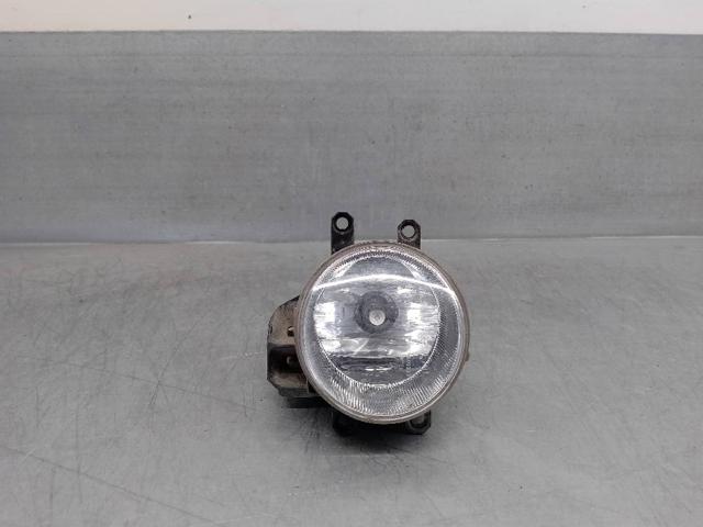 Lampa przeciwmgielna prawa 8121012230 TOYOTA