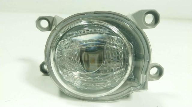 Lampa przeciwmgielna prawa 8121152140 TOYOTA