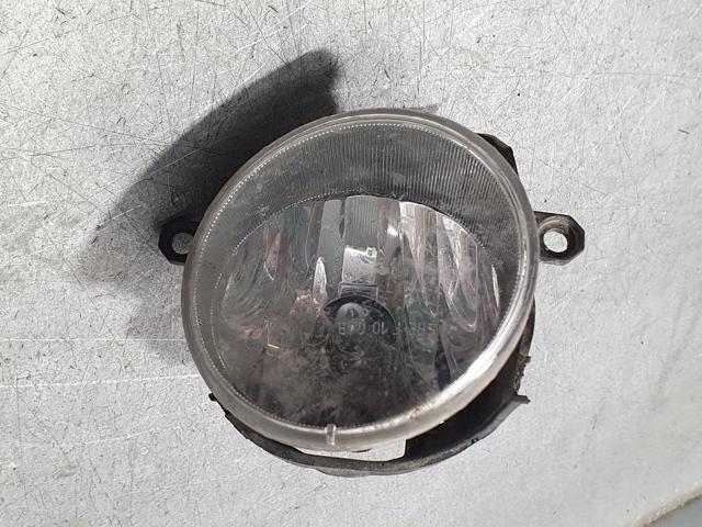Lampa przeciwmgielna lewa 8122002110 TOYOTA
