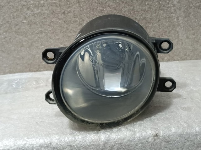 Lampa przeciwmgielna lewa 812200D041 TOYOTA
